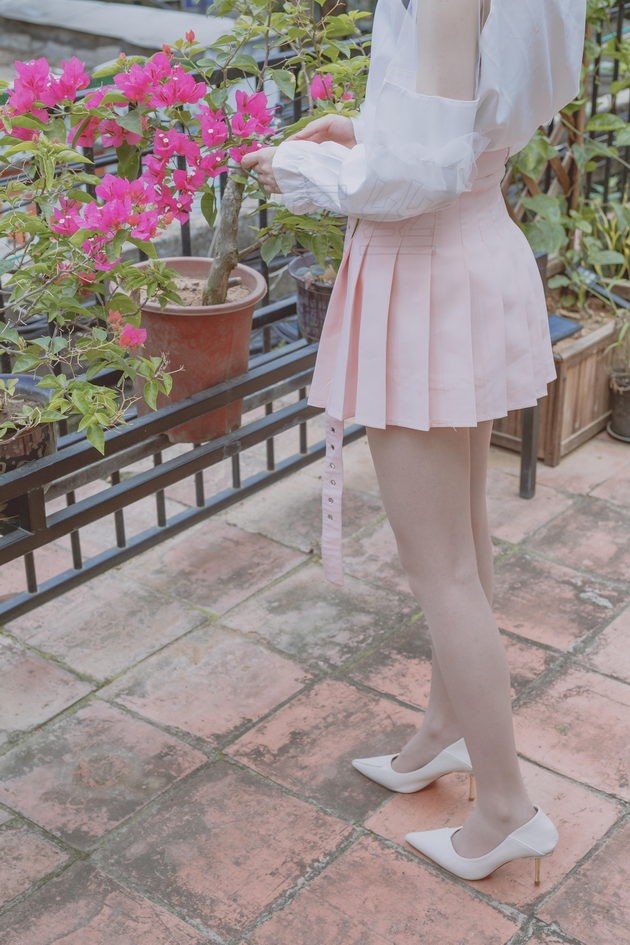 [尤蜜丝]穿搭写真 NO.001[69P／58MB]