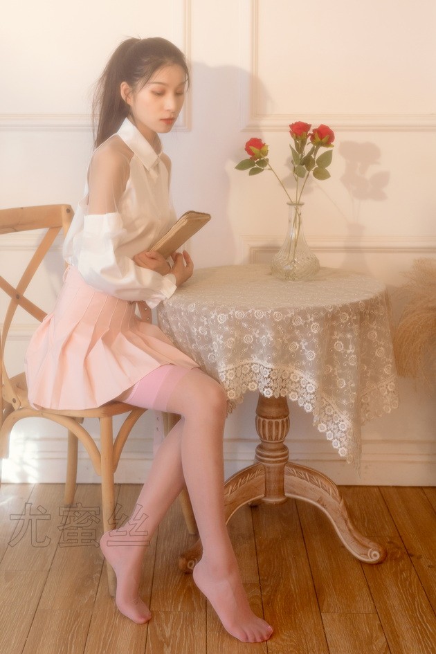 [尤蜜丝]穿搭写真 NO.076[37P／397MB]
