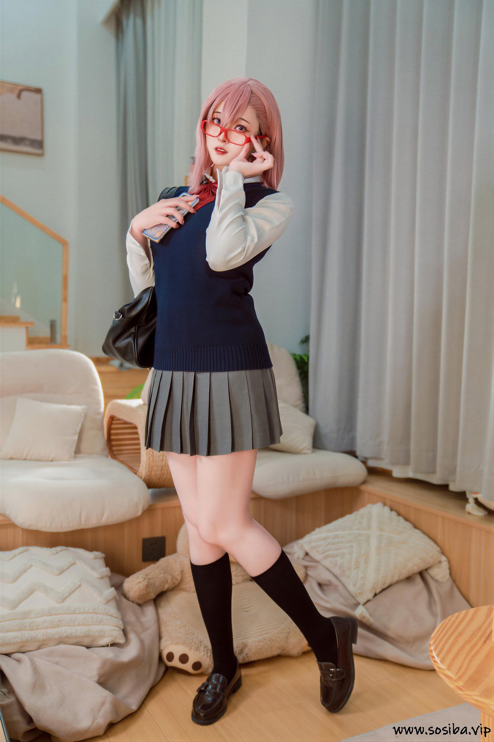 Natsuko夏夏子 – NO.113 2.5次元的诱惑-天乃莉莉纱校服[25P-104.